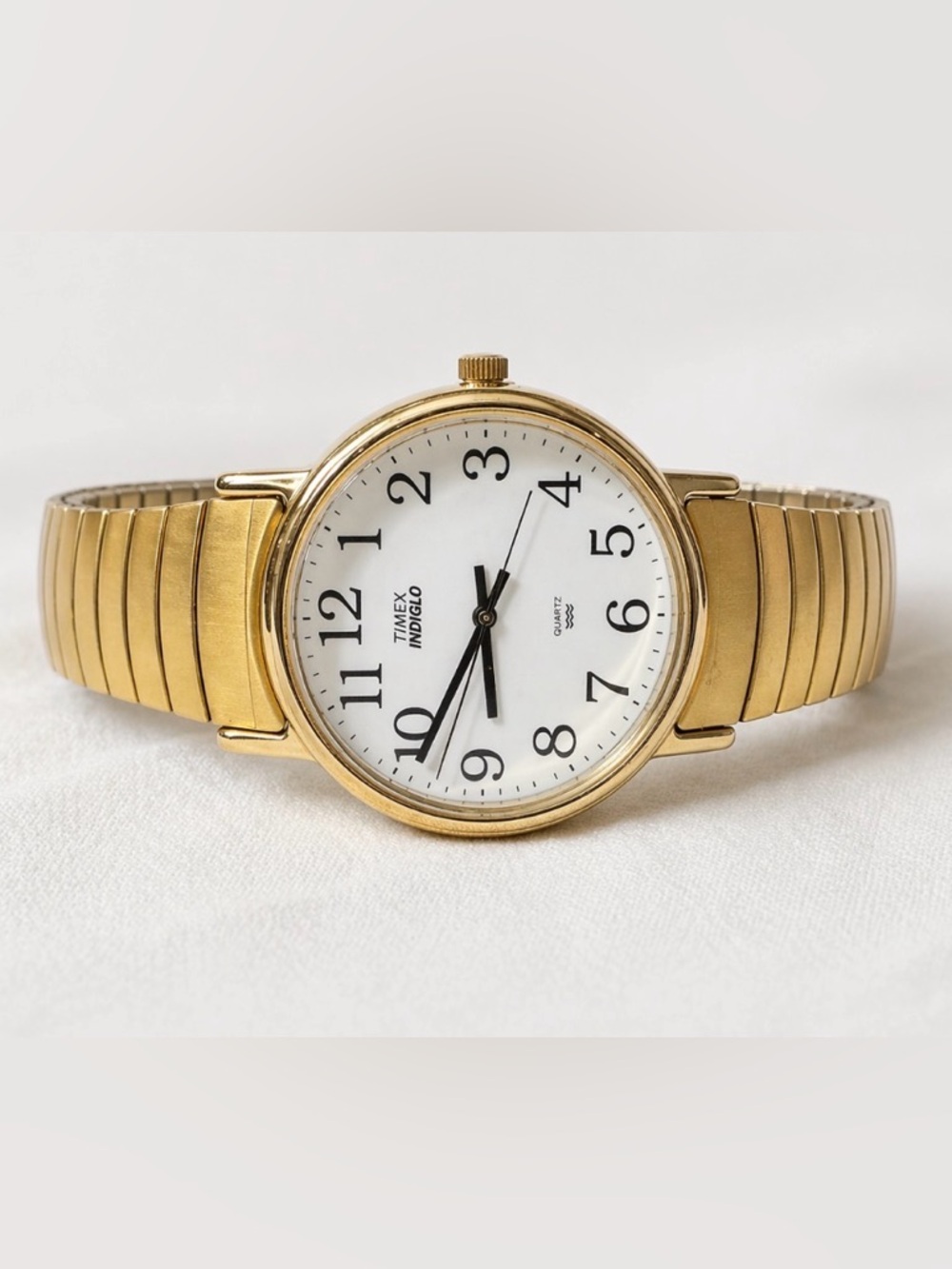 Timex Men's Gold Tone Bracelet Watch with White Dial Brand NEW Battery